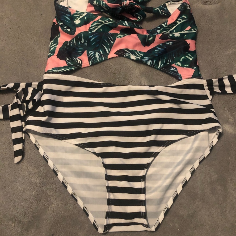 Swimsuit 🌸